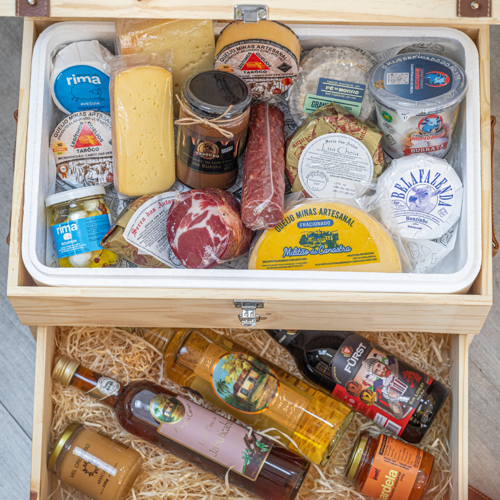 Baú Especial - 11 Tipos de Queijos + 2 Embutidos + Caixa Personalizada - Imagem 2